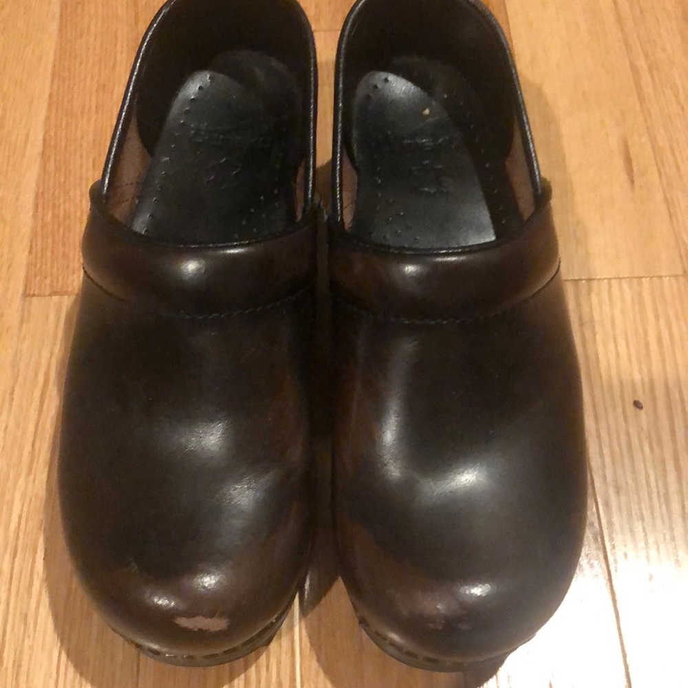 Dansko dark brown size 37